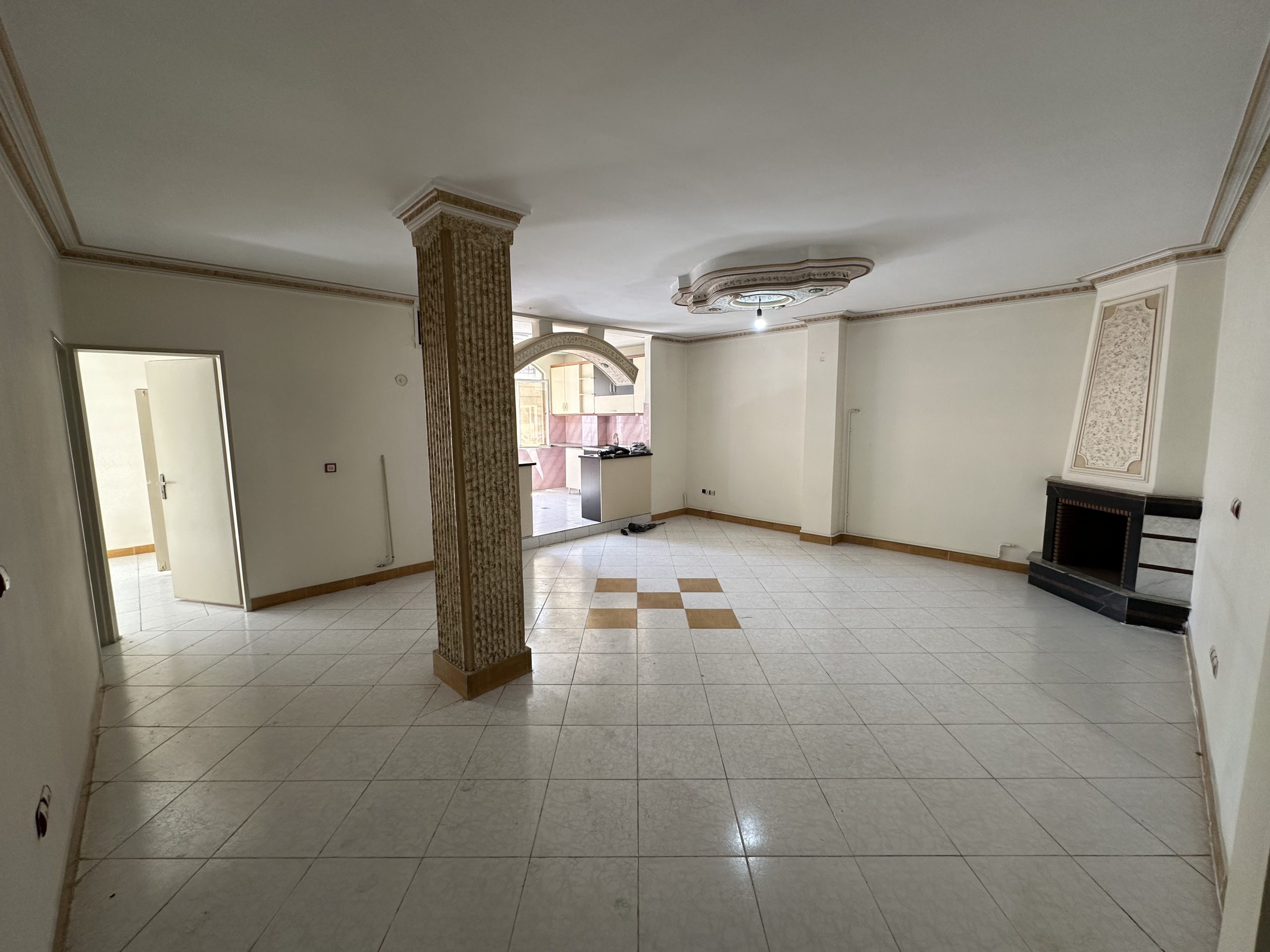 قبل بازسازی آپارتمان جنت آباد